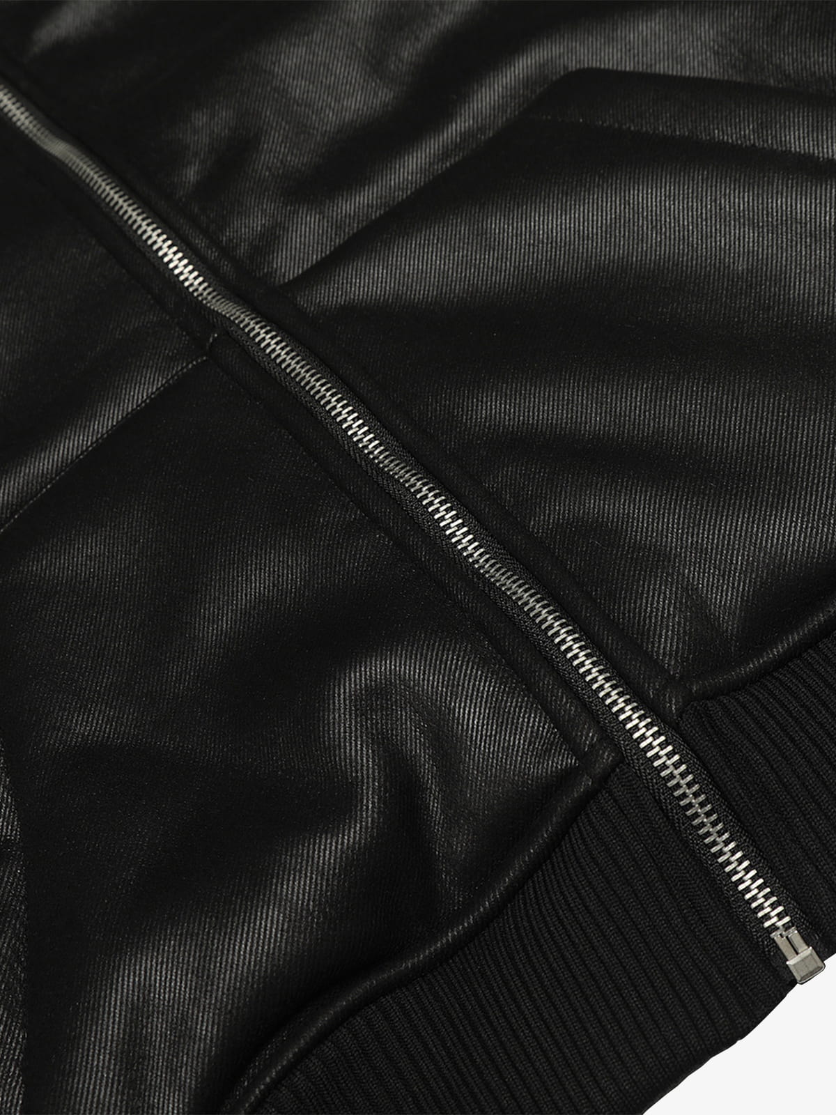 Vintage Hooded Leather-Look Street Jacket with silver zipper, ribbed hem, bold vintage patches, and warm fleece lining for stylish streetwear and winter comfort.